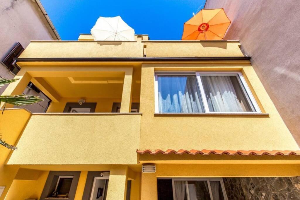 Tin 2 Apartment Vrbnik Exterior photo